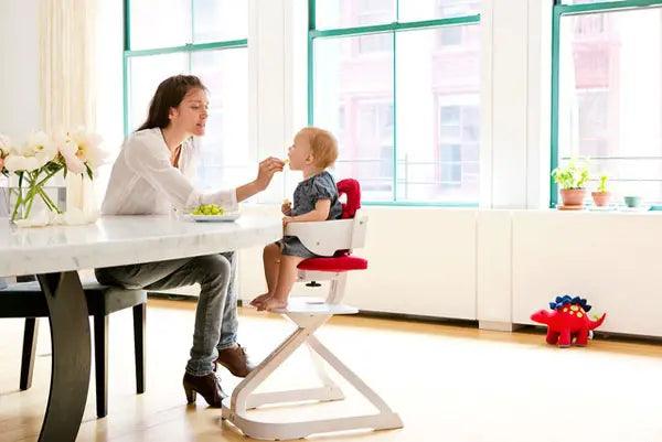 Consejos esenciales para introducir alimentos sólidos a tu bebé